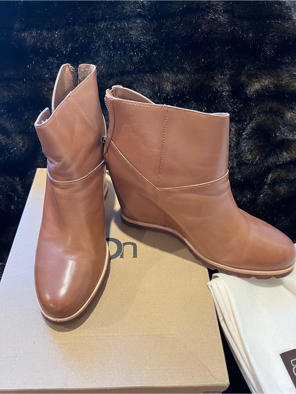 UGG Women's Chestnut Brown Leather Ankle Booties - Picture 2 of 3